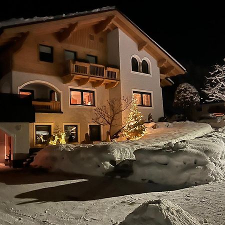 Appartement Hoell วาไกรน์ ภายนอก รูปภาพ